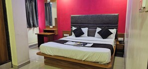 Deluxe Room, City View - Hotel Aaryodaya (Ahmedabad)