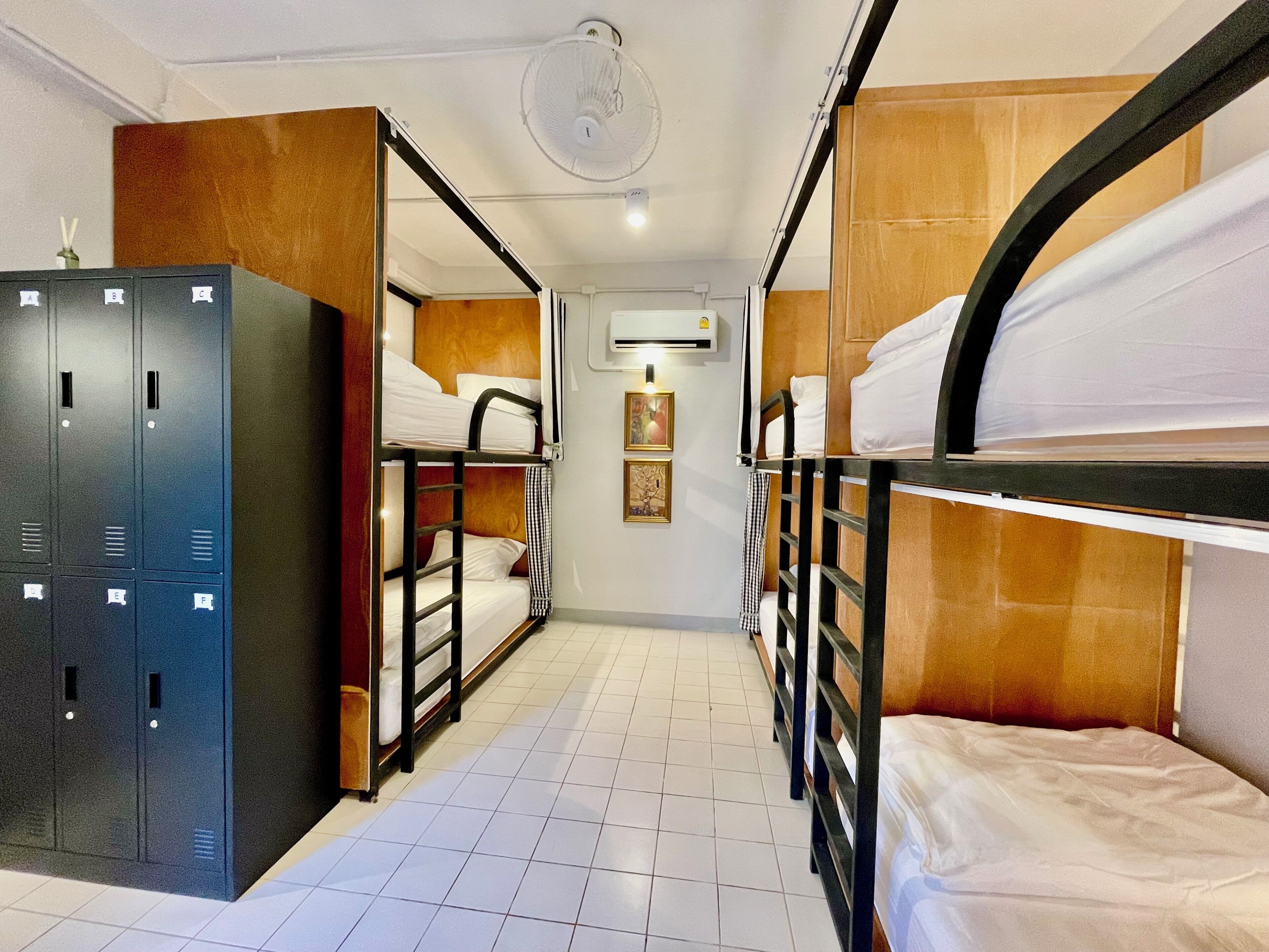 Comfort Shared Dormitory, Women only, Non Smoking, Air conditioning