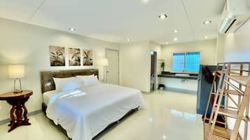 Comfort szoba kétszemélyes ággyal, 1 king (extra méretű) franciaágy, nemdohányzó, hűtőszekrény | Ingyenes wifi