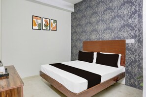 Deluxe Double Room | Free WiFi