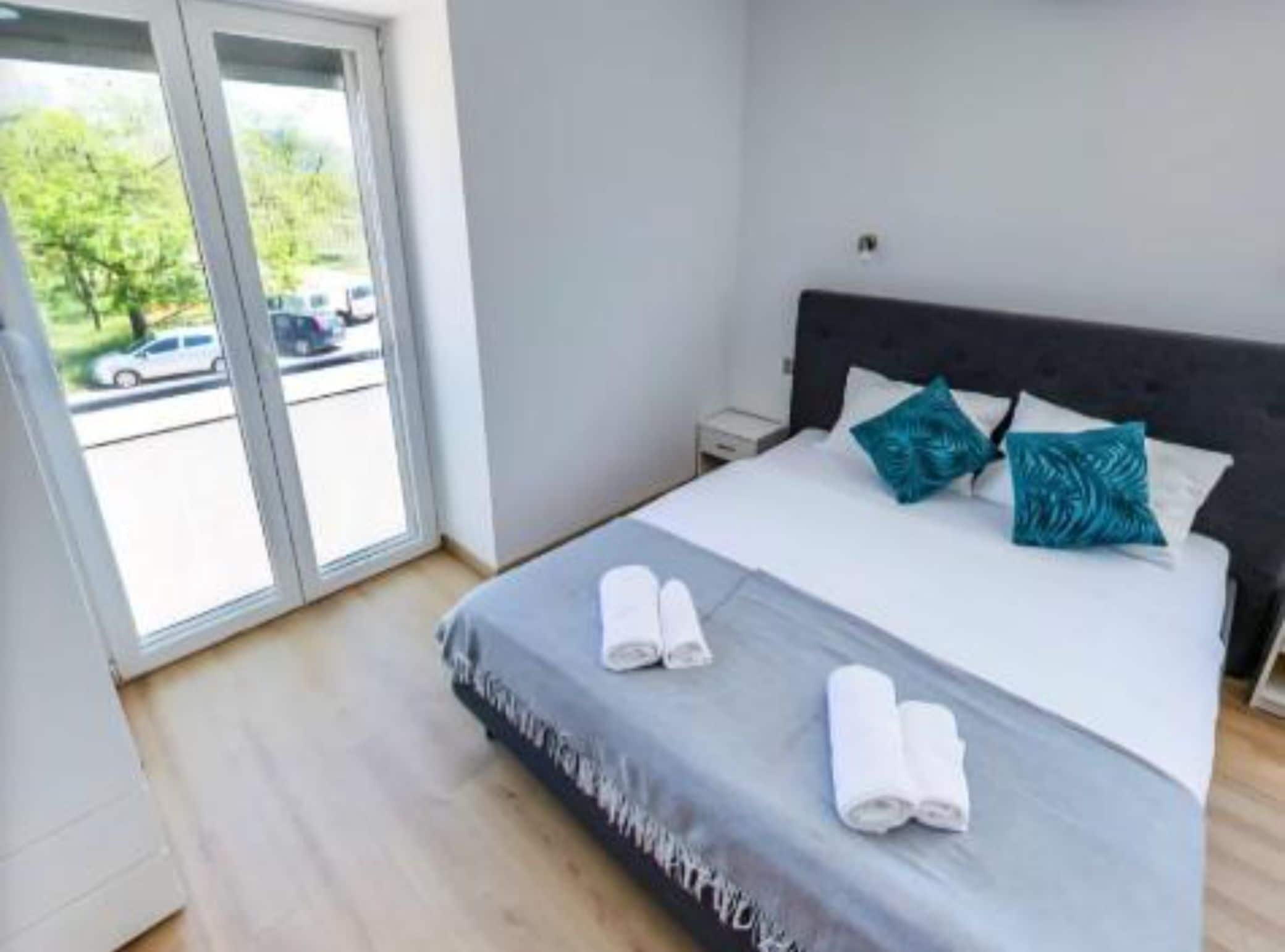 House (Double Room 3) | 7 bedrooms, soundproofing, cribs/infant beds