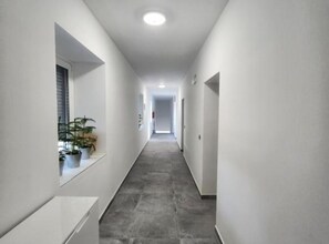 7 habitaciones y cunas 