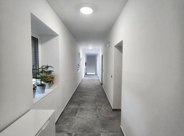 House (Twin Room 7) | 7 bedrooms, soundproofing, cribs/infant beds