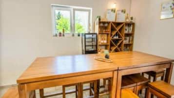 Habitación con 2 camas individuales (Twin Room 7) | 7 dormitorios y cunas (de pago)