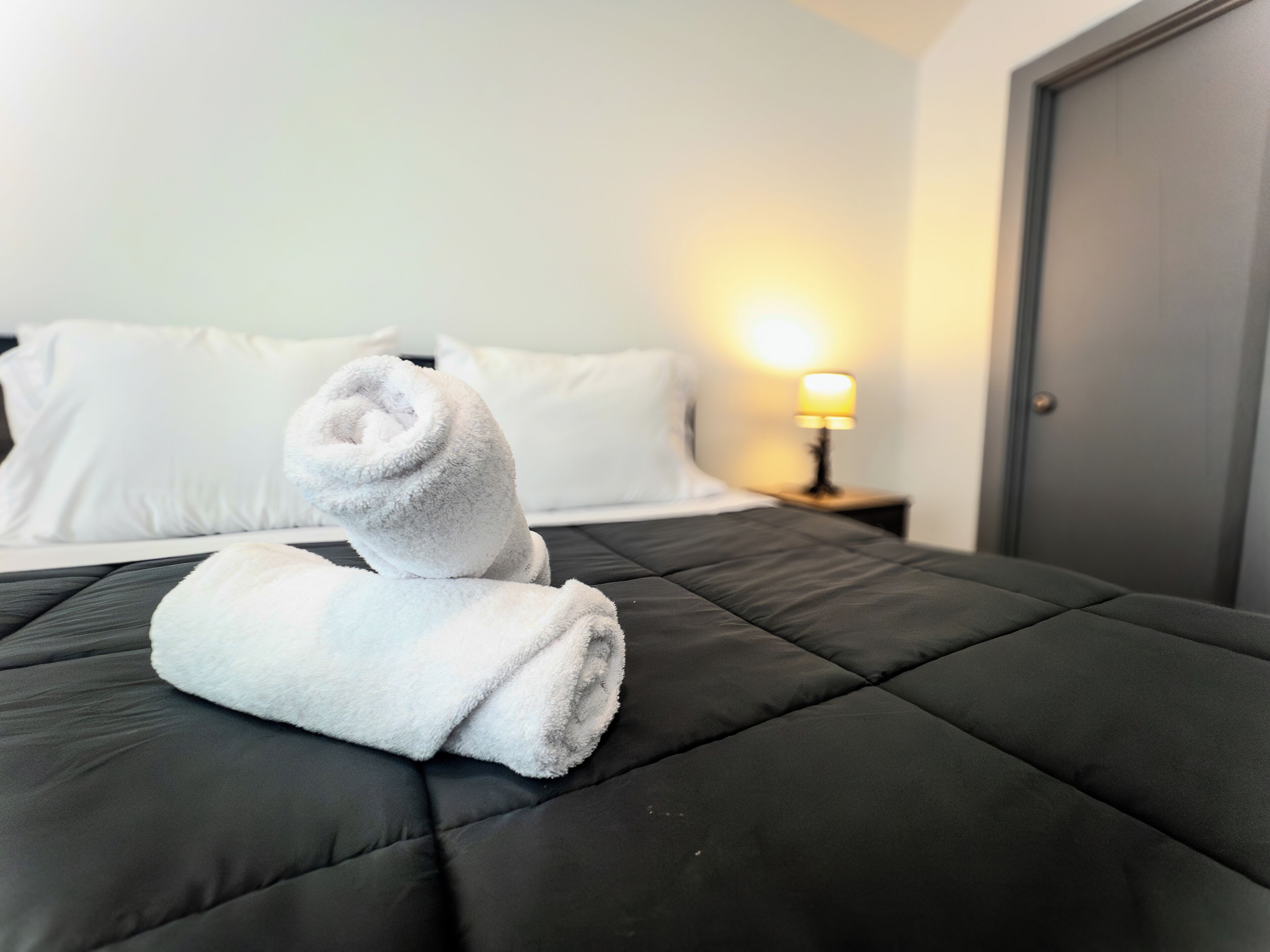 3 bedrooms, desk, free WiFi, bed sheets