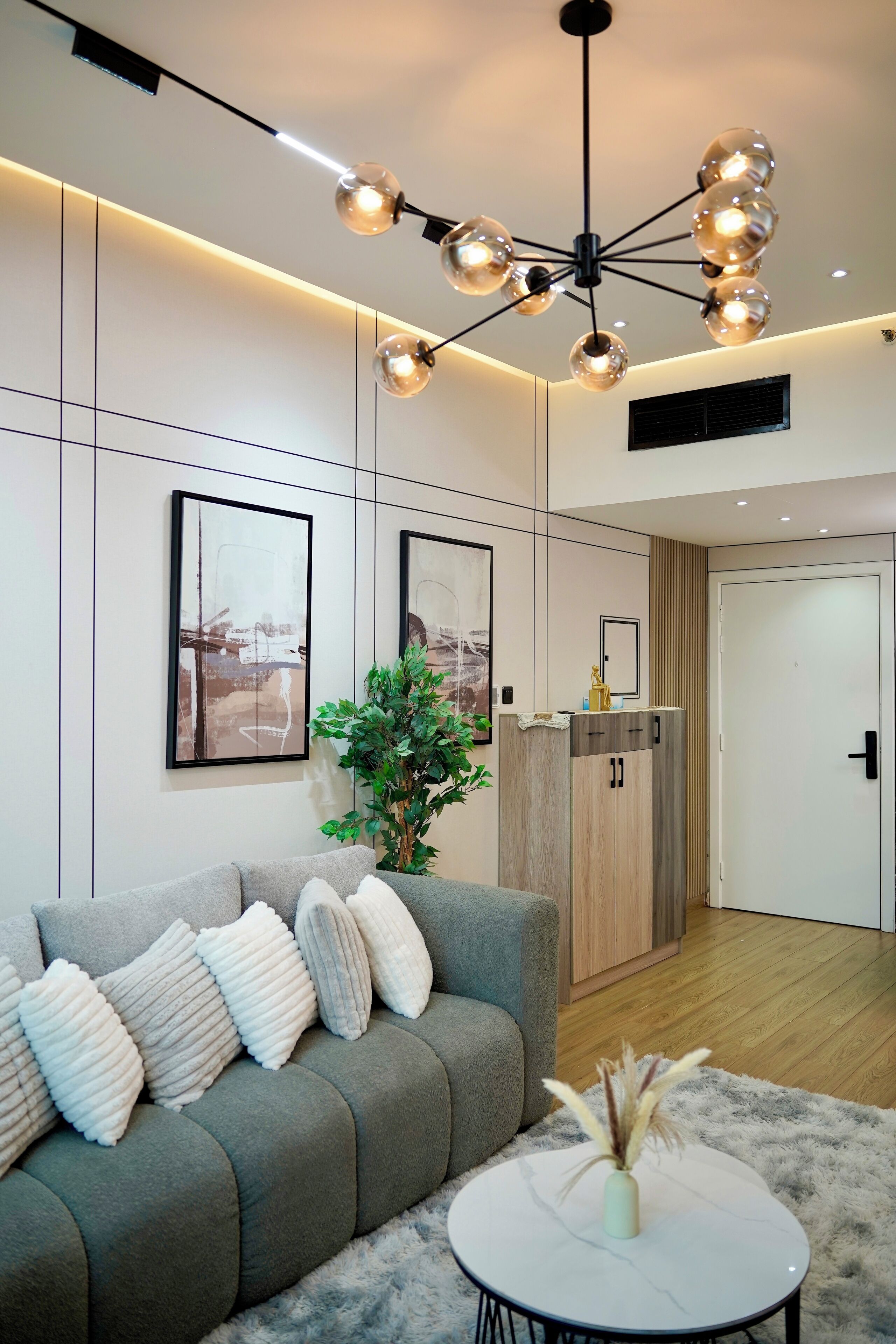 Smart TV, reproductor de DVD, biblioteca de música, videoteca