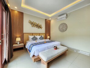 3 quartos, ferros/tábuas de passar roupa, acesso à internet