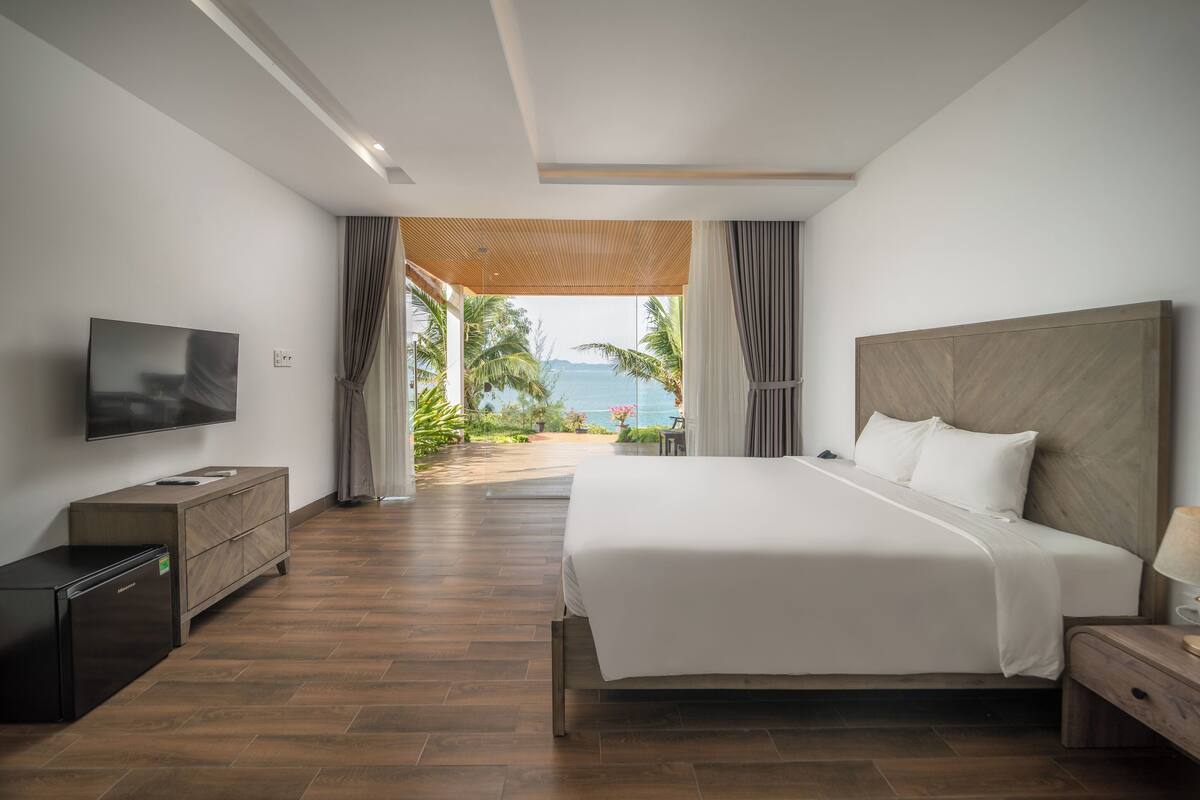 Villa, Beach View