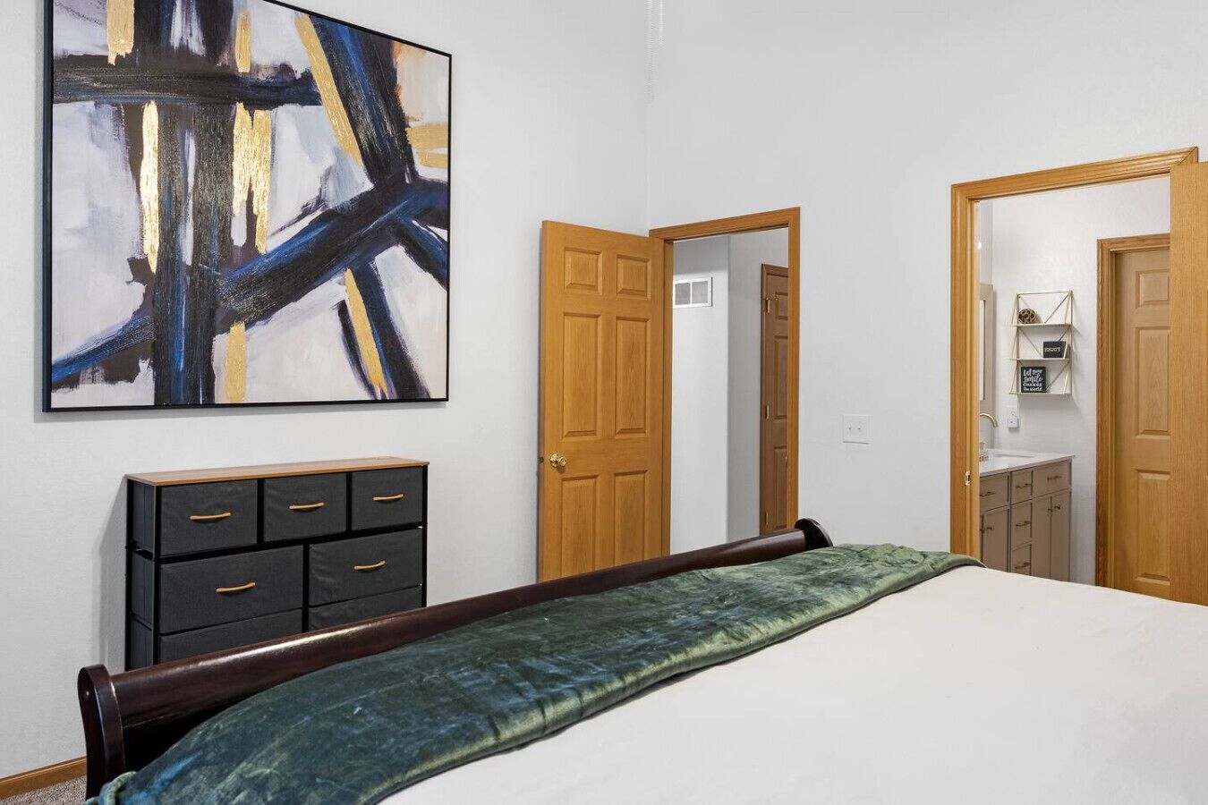 2 間睡房、熨斗/熨衫板、Wi-Fi、床單