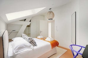 4 Schlafzimmer, Bügeleisen/Bügelbrett, Internetzugang, Bettwäsche
