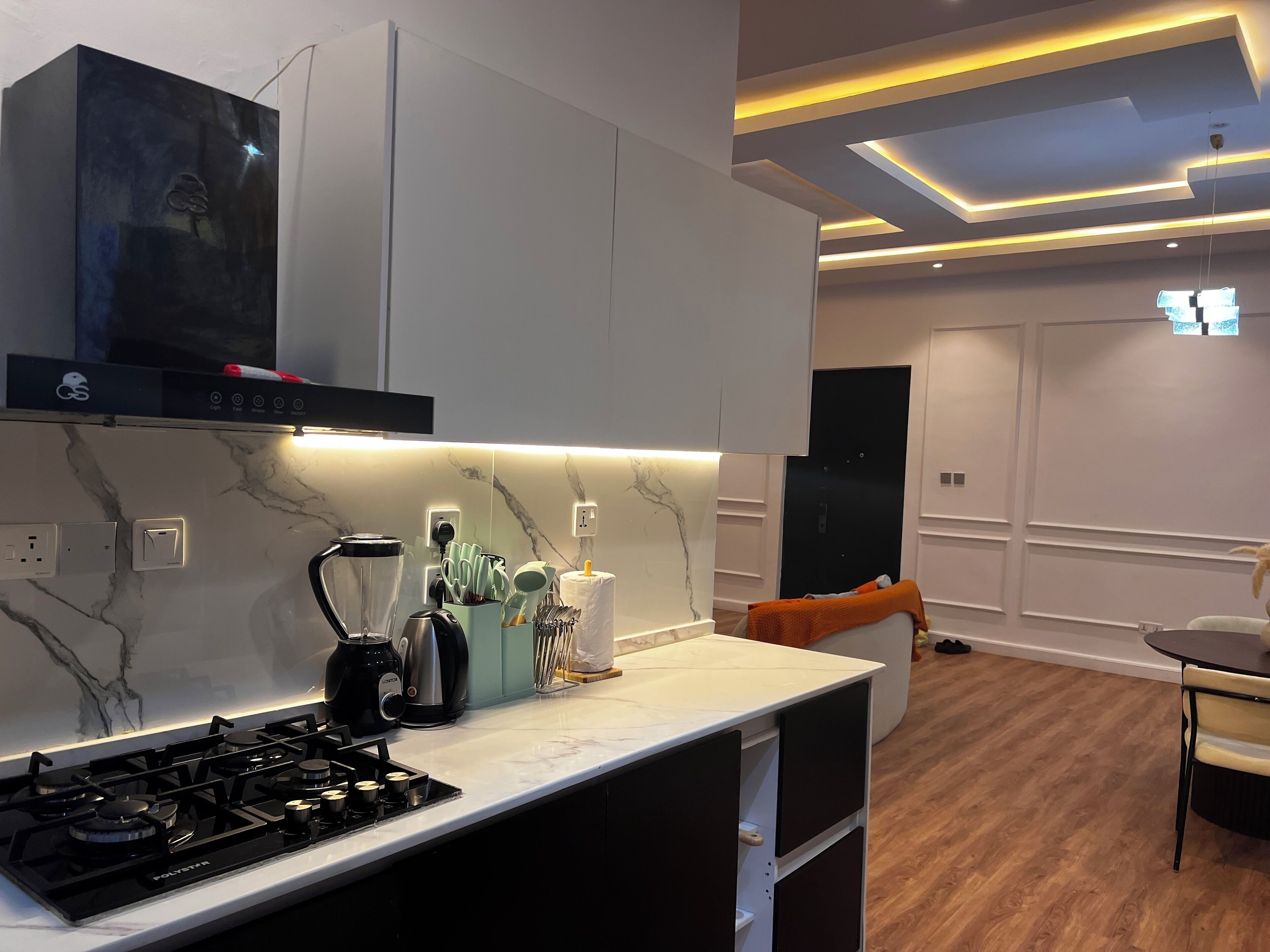 Deluxe appartement, balkon | Privékeuken | Een waterkoker