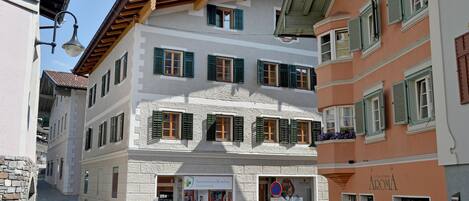 Huoneisto | Ulkopuoli