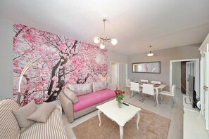 Smart TV - Holiday Home in Zadar with Private Pool (Zadar)