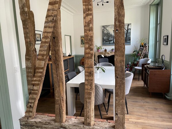 Free daily continental breakfast  - Le Petit Monde de Molly (Toucy)