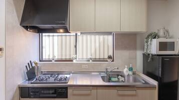 Vila Comfort, Bebas Asap Rokok, balkon | Dapur pribadi | Lemari es, microwave, kompor, dan peralatan masak/sendok-piring