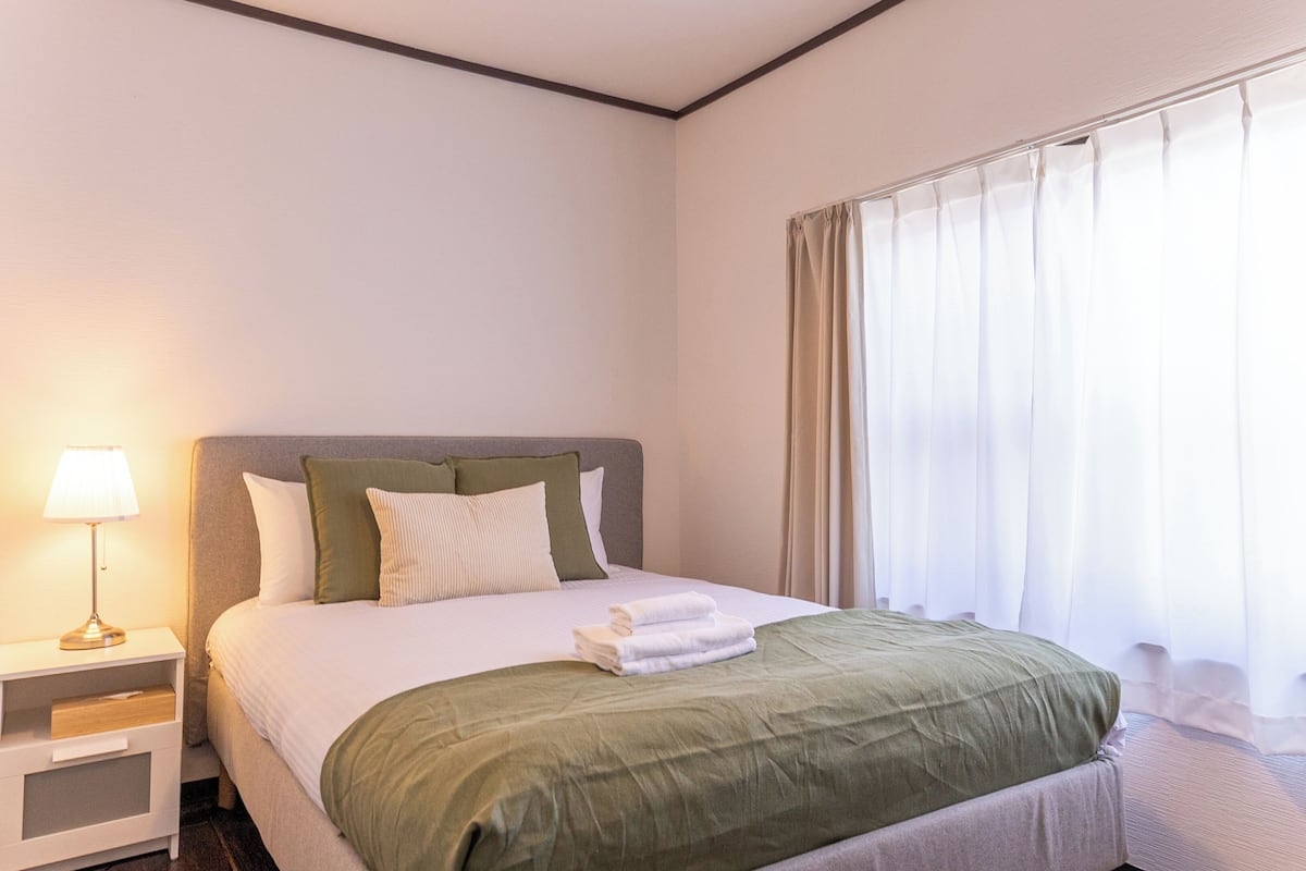 Comfort Villa, Non Smoking, Balcony | Living area