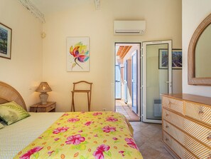 3 bedrooms, Internet