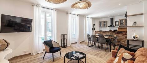 TV connectée, espaces bureaux