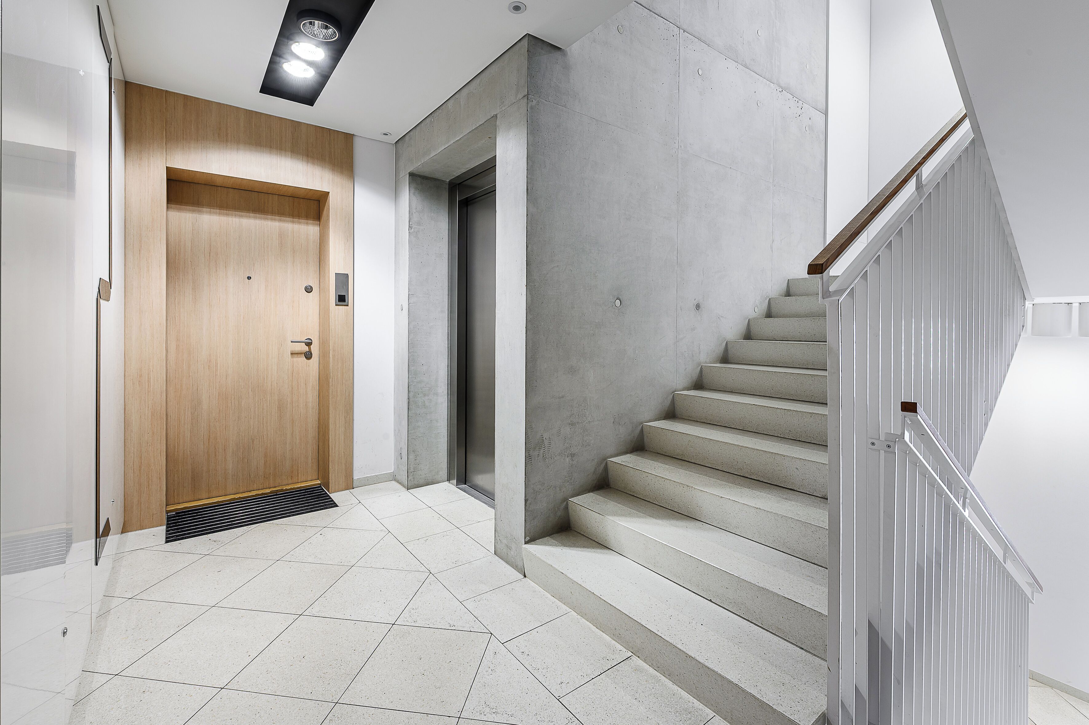 Comfort Apartment, Balcony, City View | Blackout curtains, soundproofing, iron/ironing board, cots/infant beds