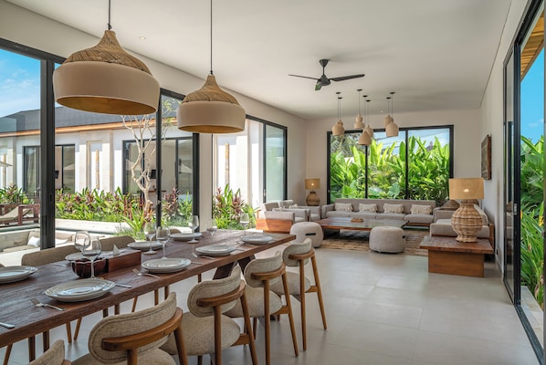 Luxury Villa, 6 Bedrooms, Private Pool, Garden View | Living area | 32-inch Smart TV with digital channels