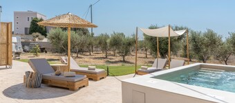 Apartment 'With Private Pool No 3' with Private Garden, Wi-Fi and Air Conditioning