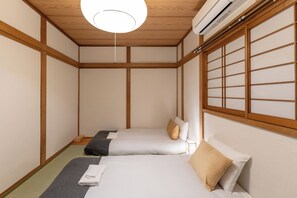 Televisión 43 pulgadas con canales de televisión por cable