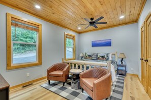 3 quartos, Wi-Fi de cortesia, roupa de cama