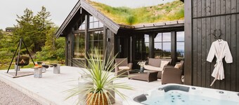 Cabin with jacuzzi on Lifjell