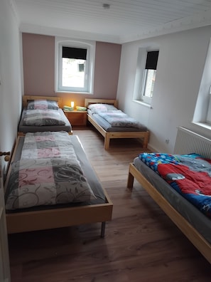 Free WiFi, bed sheets