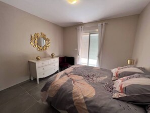 2 bedrooms, iron/ironing board, WiFi, bed sheets - L'Havre Secret (Six-Fours-les-Plages)