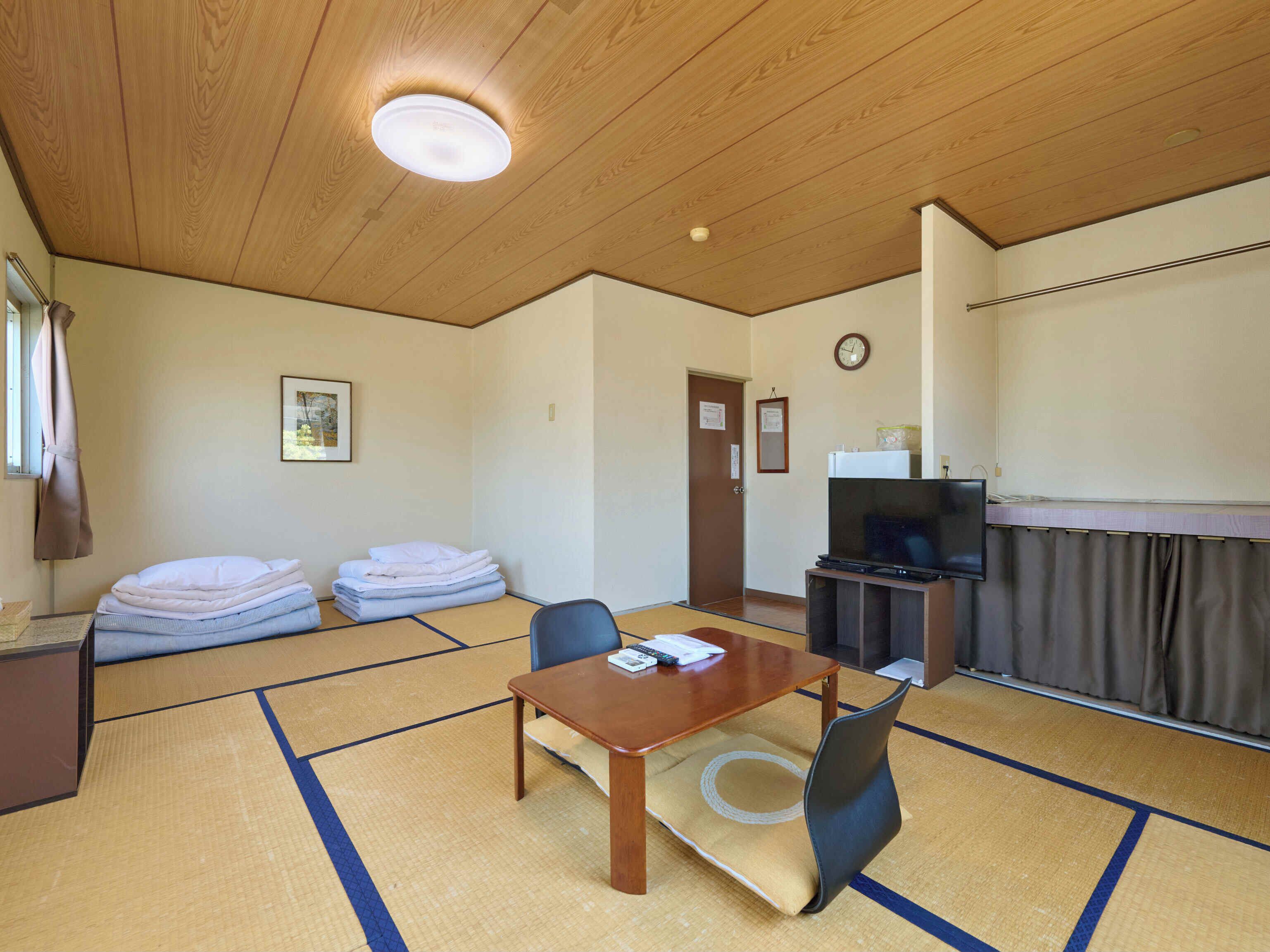 [喫煙可] 和室2名様 (バス/トイレ共用) | 羽毛の掛け布団、WiFi (無料)、ベッドシーツ