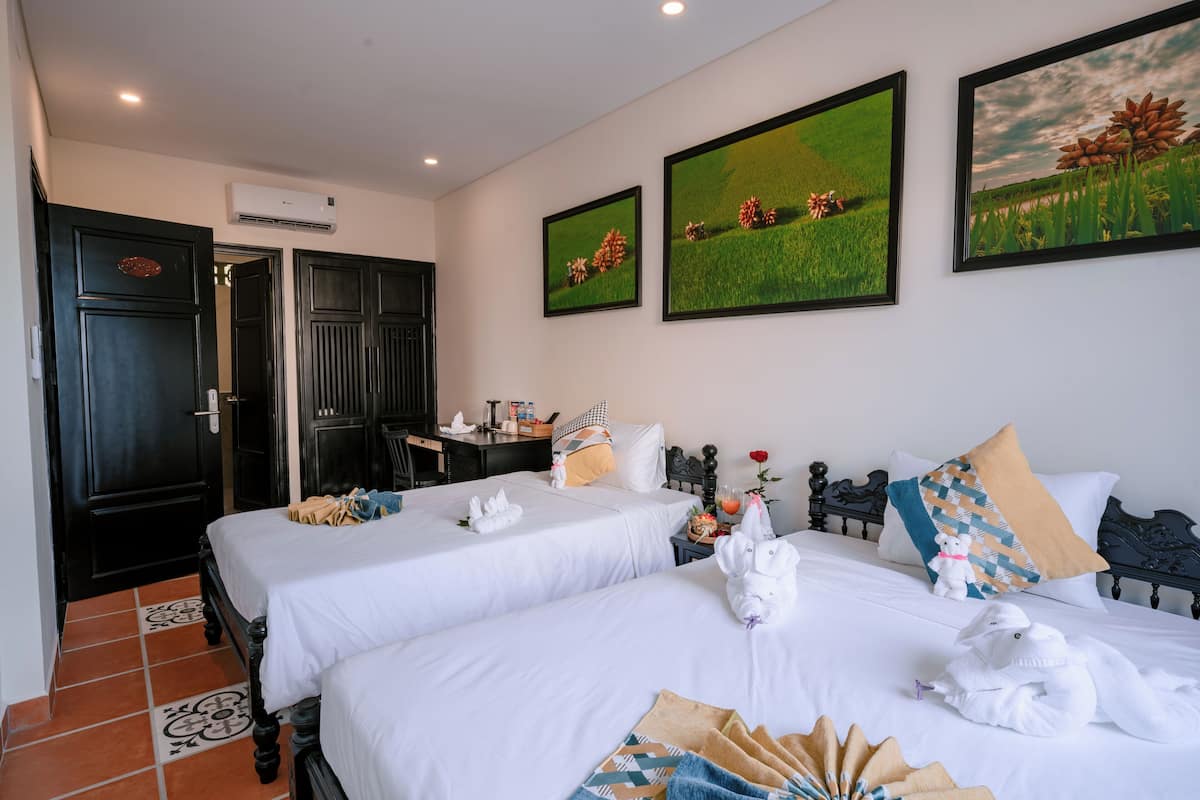 Deluxe Double or Twin Room, City View | Free WiFi