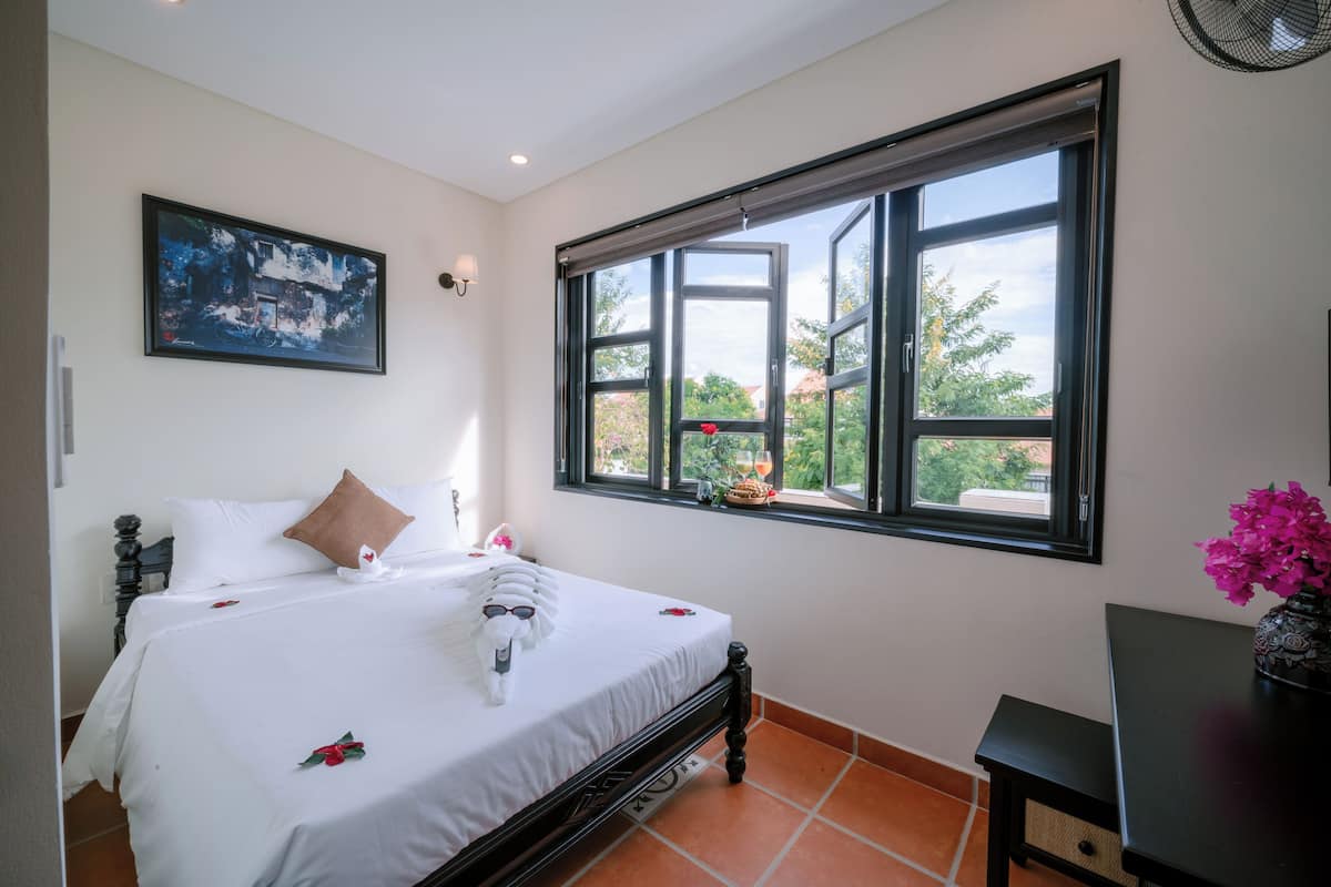 Habitación doble superior | Ropa de cama de alta calidad y edredones de plumas