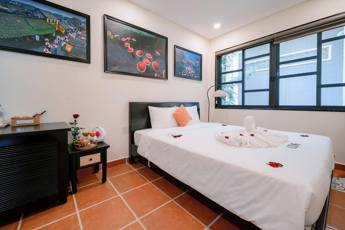 Standard Double Room | Free WiFi