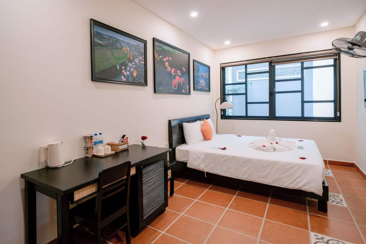 Habitación Deluxe doble, 1 cama de matrimonio grande | Ropa de cama de alta calidad y edredones de plumas