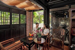 Reception - Du Yen Hoi An Villa (Da Nang)