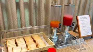 Daily buffet breakfast (INR 499 per person)