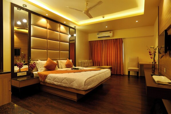 Standard Double Room | Minibar, in-room safe, iron/ironing board, free WiFi - Awesome Palace (Guwahati)
