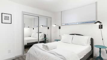 3 bedrooms, iron/ironing board, travel crib, WiFi