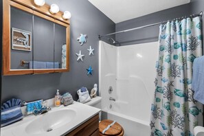 Towels, toilet paper
