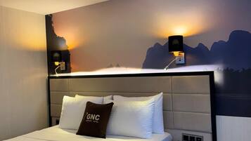 Kahden hengen deluxe-huone, kaupunkinäköala | Egyptinpuuvillaiset lakanat, ylelliset vuodevaatteet