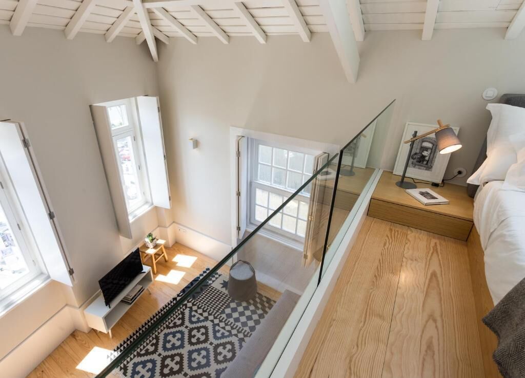Deluxe Apartment, River View | Blackout curtains, iron/ironing board, free WiFi