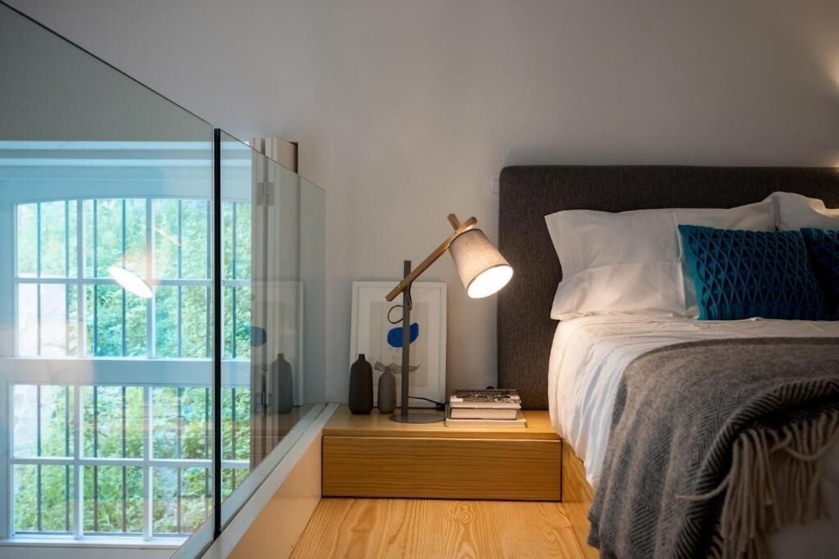 Departamento Confort | Cortinas blackout, tabla de planchar con plancha y wifi gratis