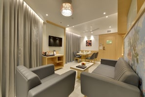 Fern Classic Suite, 1 King Bed | In-room safe, iron/ironing board, free WiFi - The Fern Residency Mumbai, Mira Road, Series by Marriott (Mumbai)