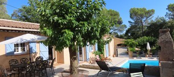 Cotignac,luxury Provencal villa, pool, 2 acres of woods, stone terraces, privacy