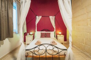 2 bedrooms