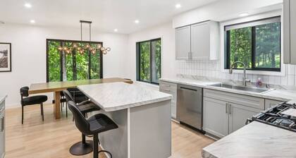 Lost Canyon Hideaway