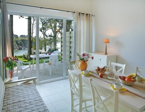 Apartament | Servei de restauració