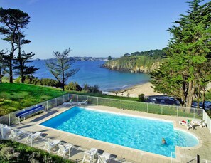 Apartment | Pool | Indoor pool, outdoor pool