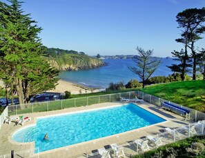 Apartment | Pool | Indoor pool, outdoor pool